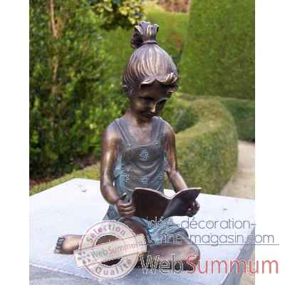 Petite fille avec livre -AN0803BRW-V